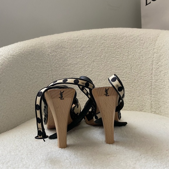 Polka Dot YSL heels. - Picture 2 of 3